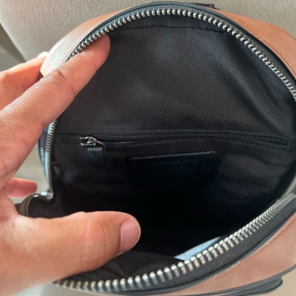 Coach Graham Pack Crossbody - Picture 13 of 16